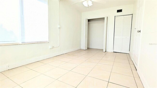 Building Photo - 3461 Croton Terrace