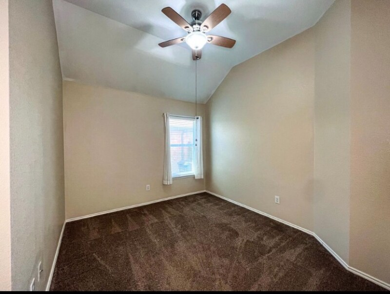 Building Photo - 2808 Fair Timber Way