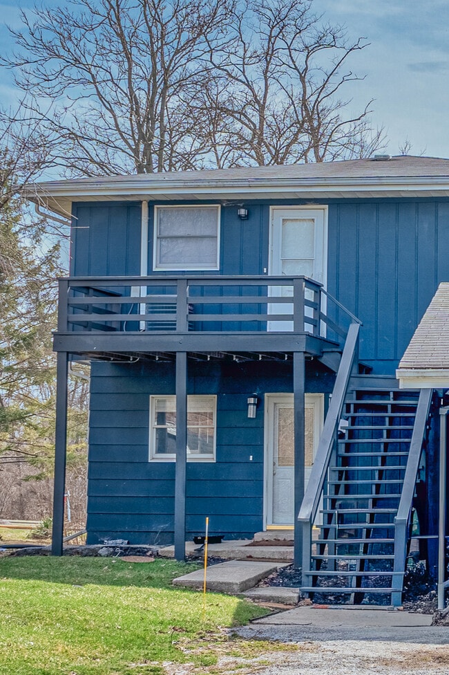 Building Photo - 8342 W Lincoln Hwy