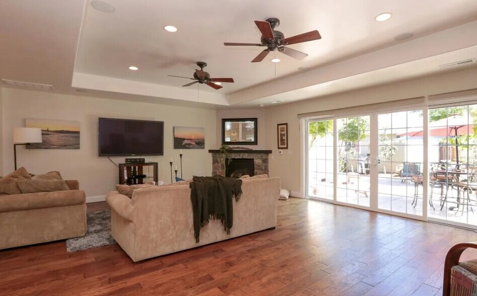 Building Photo - 15146 Chelsea Dr