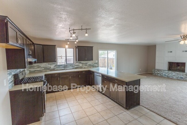 Building Photo - 5206 Foothills Dr