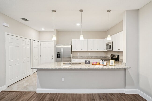 Floorplan - Eleven Oaks