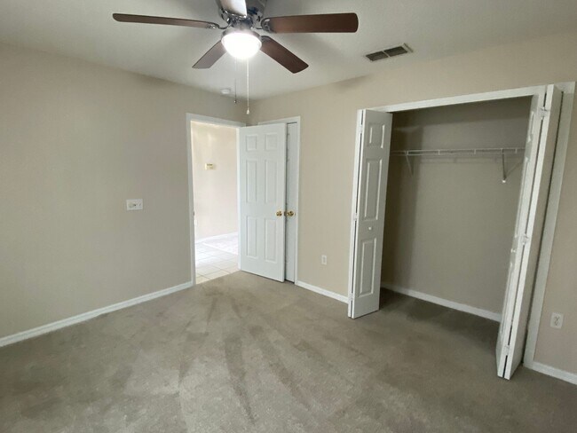 Building Photo - Home for rent