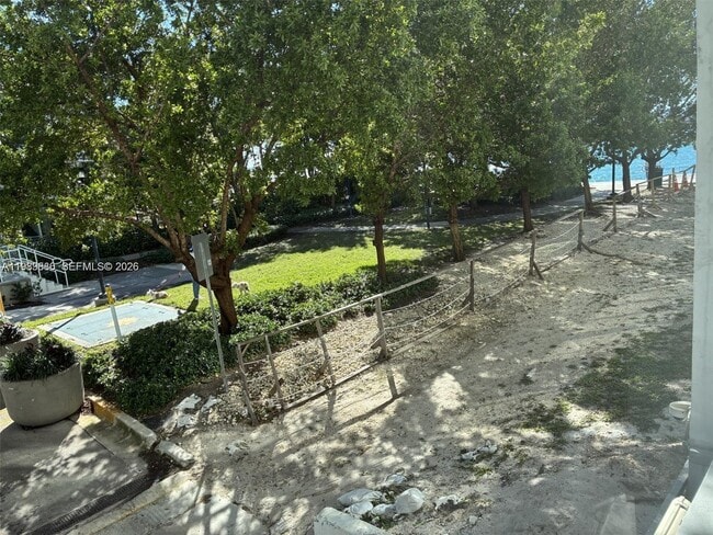 Building Photo - 1000 West Ave