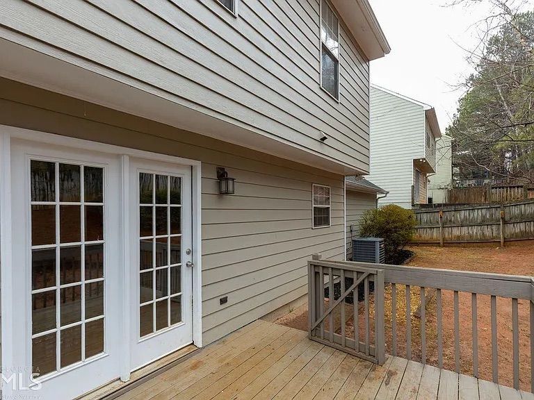 Building Photo - 2785 Northgate Way NW