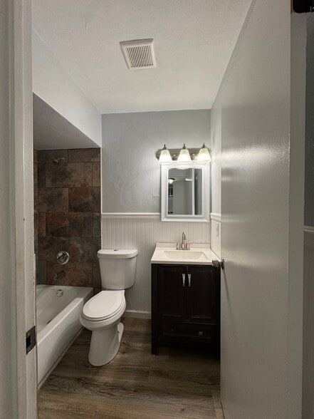 Bathroom - 18 Englewood Dr