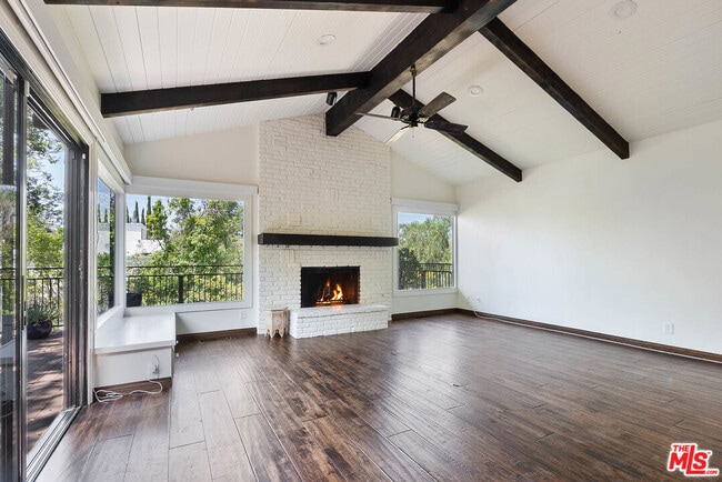 Building Photo - 4713 Bedel St