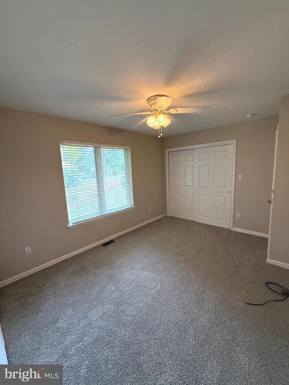 Building Photo - 9 Piegan Ln