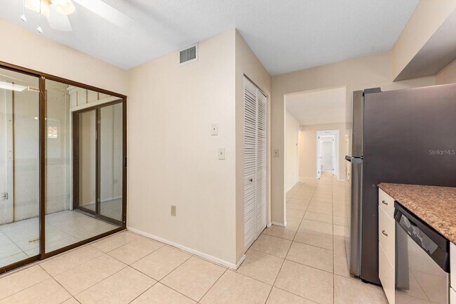 Building Photo - 2232 Bahia Vista St