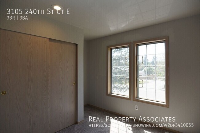Building Photo - 3105 240th St Ct E