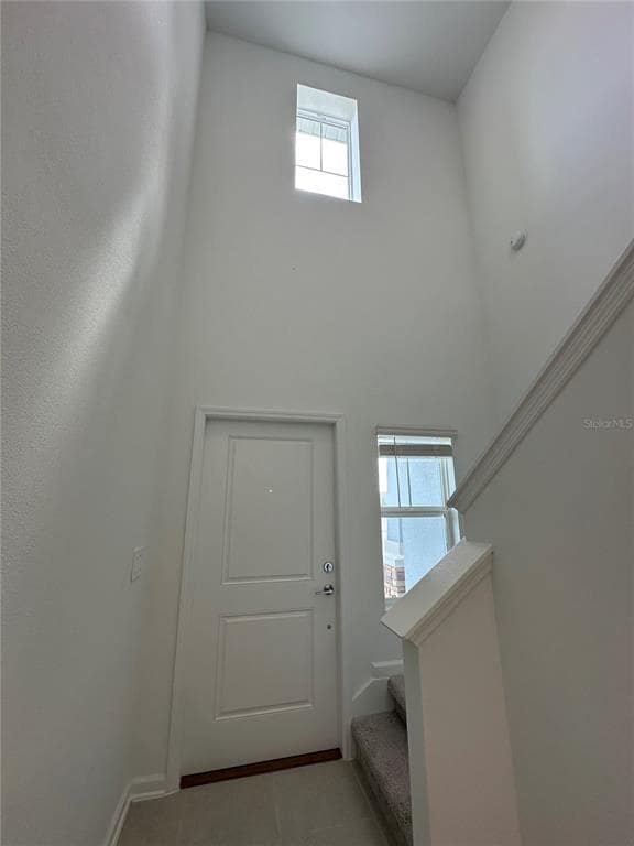 Building Photo - 5695 Ficus Aurea St