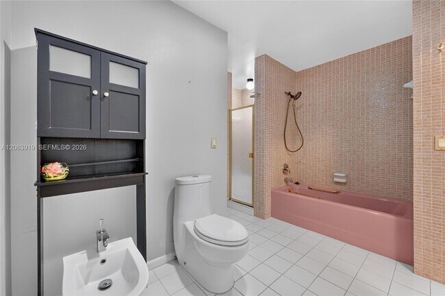 Building Photo - 8401 SW 107th Ave
