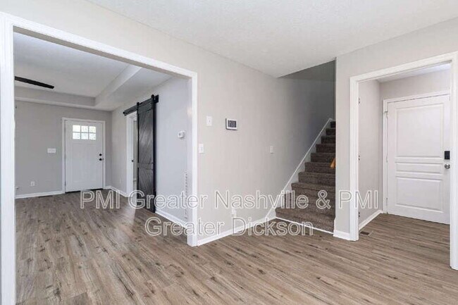 Building Photo - 2414 Lismore Dr