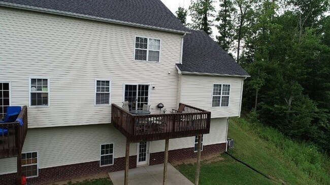 Building Photo - 63 Dolaron Ln
