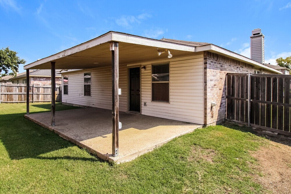 Building Photo - 7620 Shoal Bend