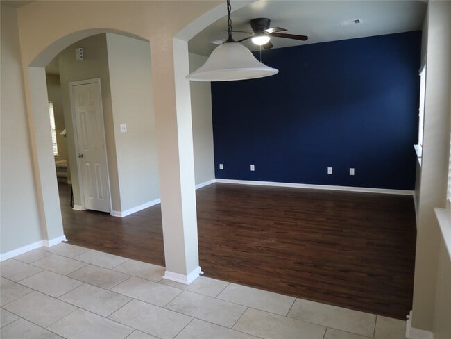 Building Photo - 1739 Nichole Woods Dr