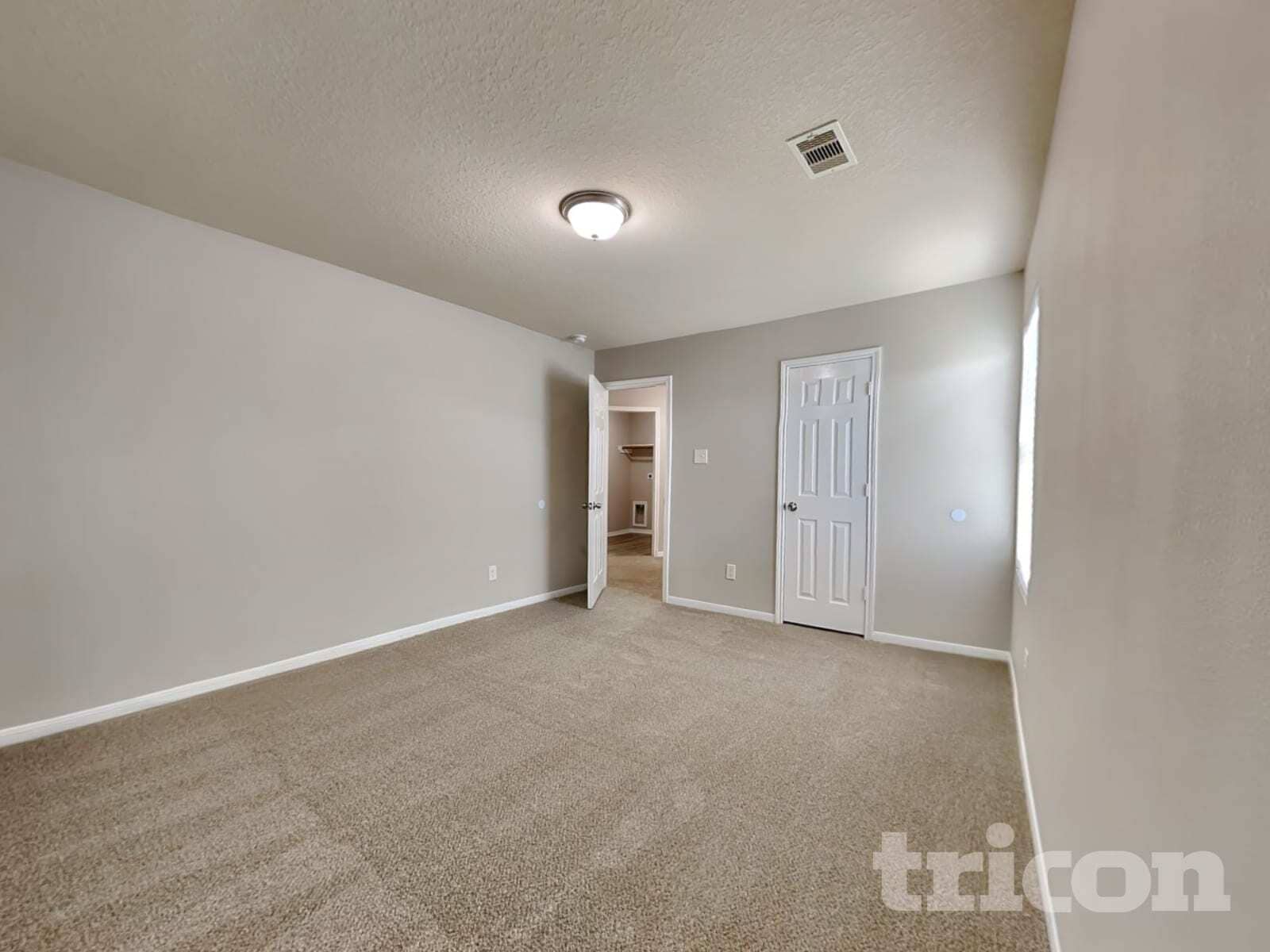 Building Photo - 3347 Apple Dale Dr