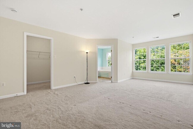 Building Photo - 4603 Weston Pl