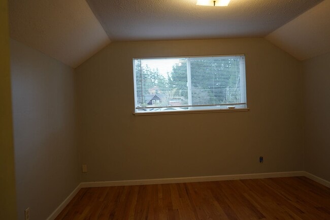 Building Photo - 7208 Mississippi Dr