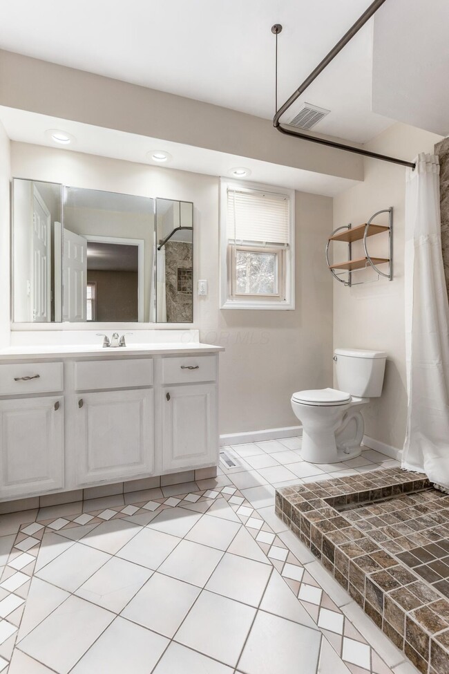 Building Photo - 7025 White Butterfly Ln