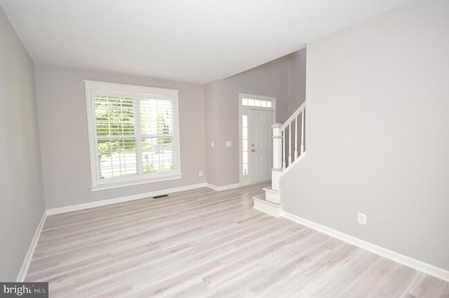 Building Photo - 91 Chaps Ln