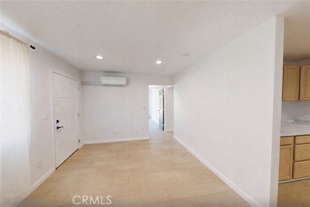 Building Photo - 5637 Redwood Ave