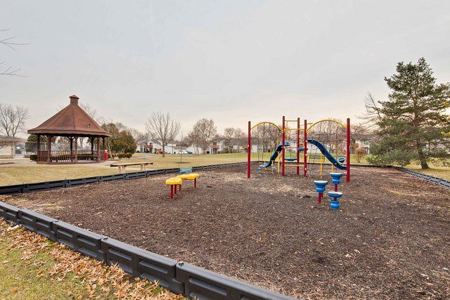 Building Photo - 452 Harrison Ct