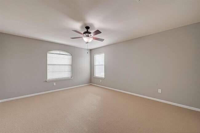 Building Photo - 502 Mornington Ln