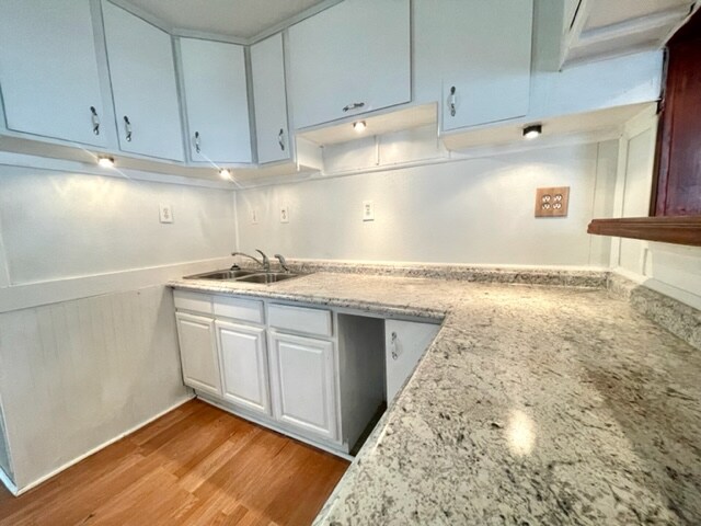 Building Photo - 2714 Windsor Ave