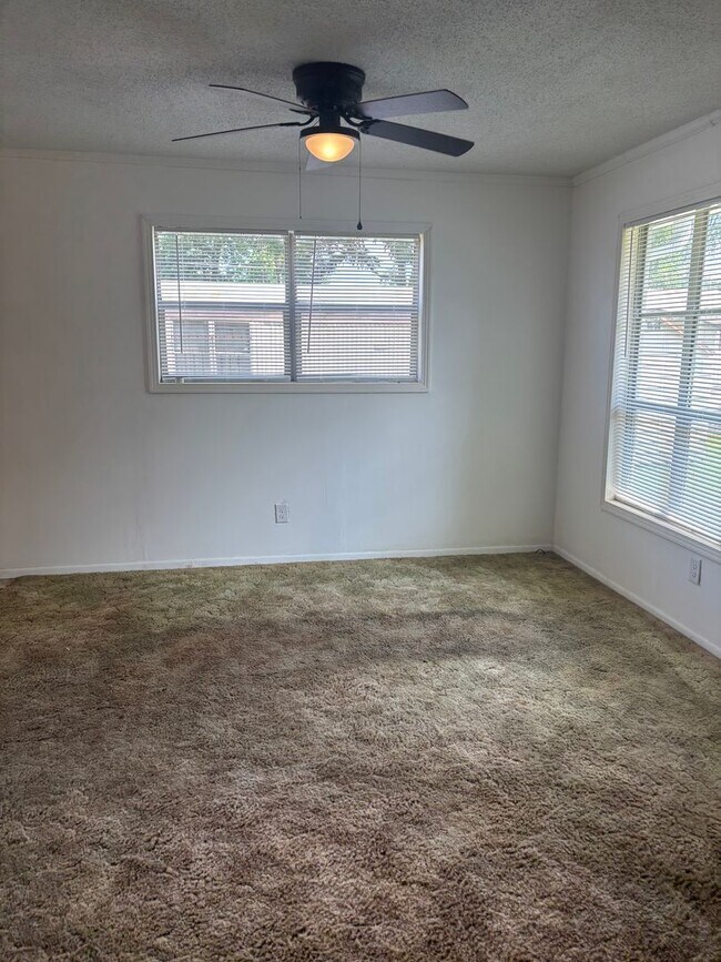 Building Photo - Your home, your style- Humboldt TN