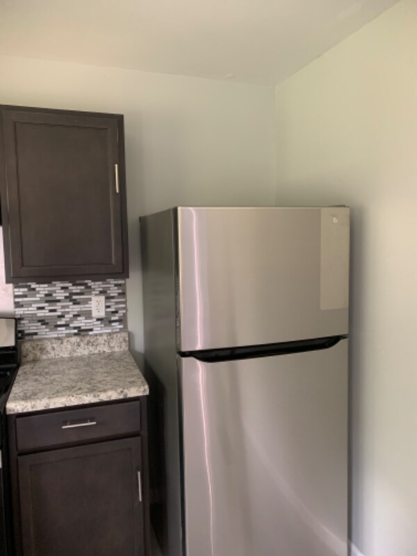 Building Photo - 7171 Wayles Dr