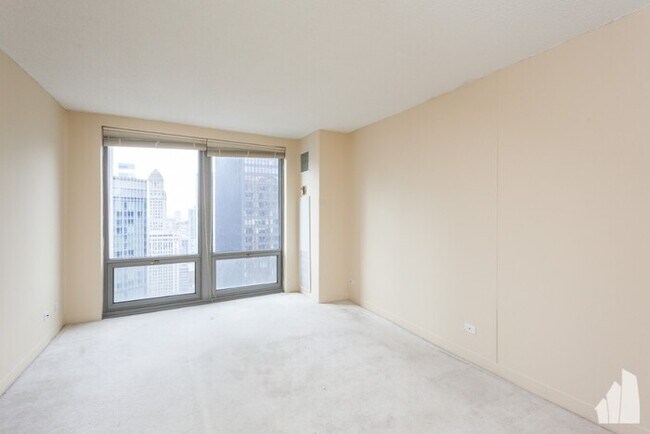 Building Photo - 450 N Wabash Ave