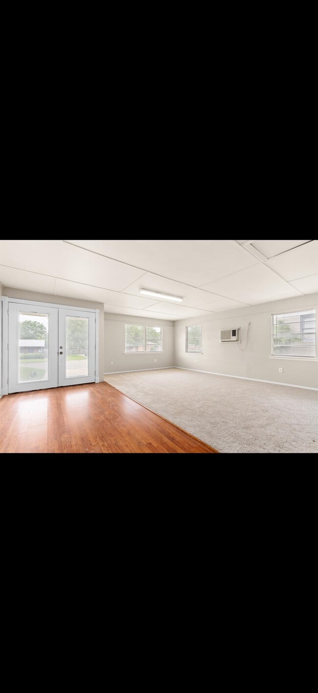 Building Photo - 13 Perkins St