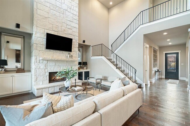 Building Photo - 905 Madison Fork Dr
