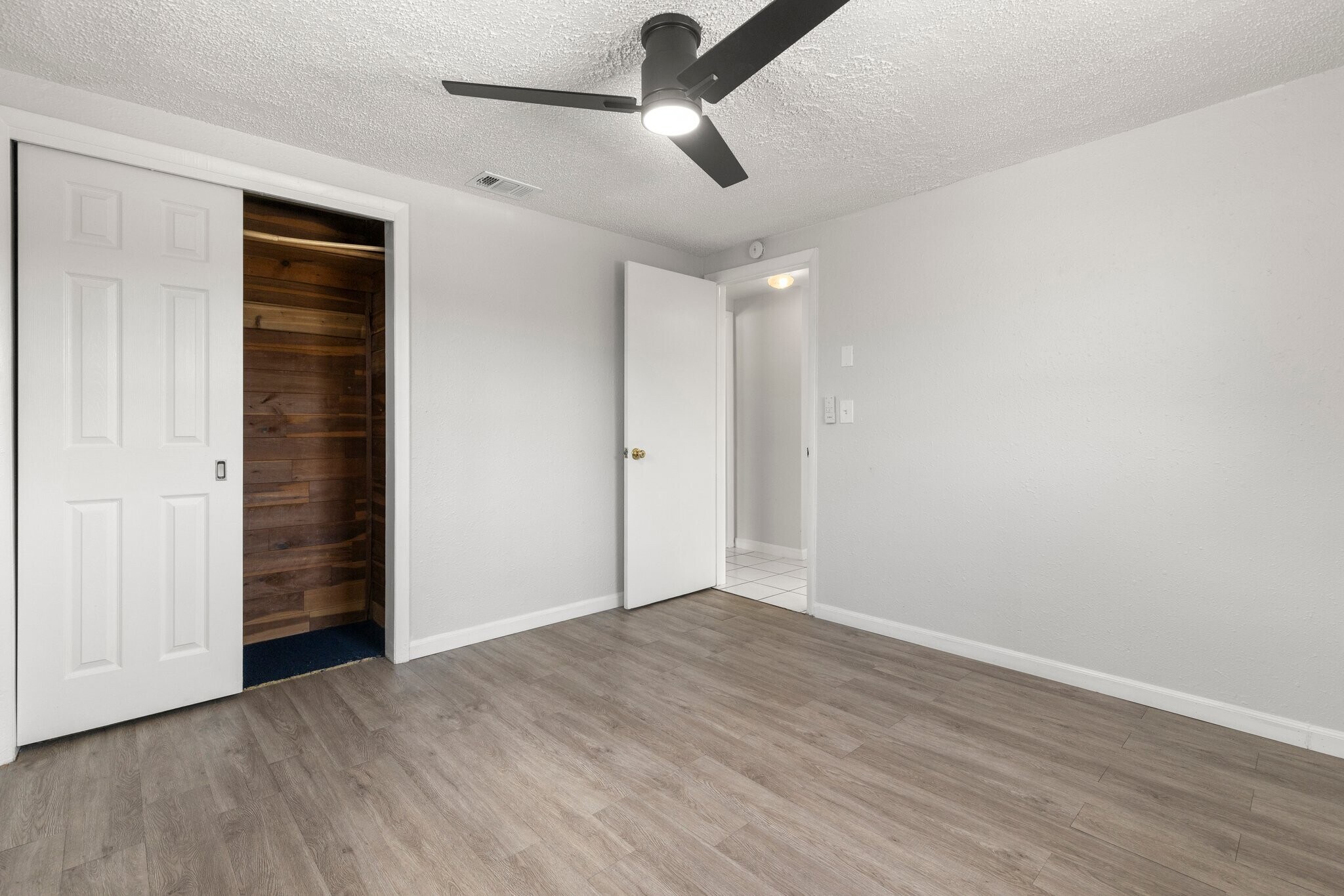 Building Photo - 3337 Winder Dr