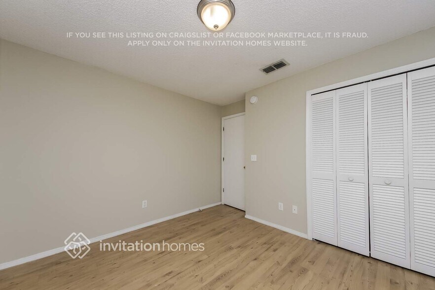 Building Photo - 2539 Chatham Cir