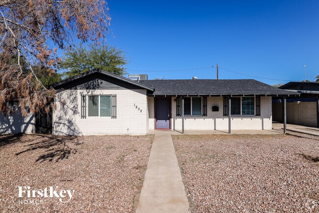 Building Photo - 1832 E Monterey Way