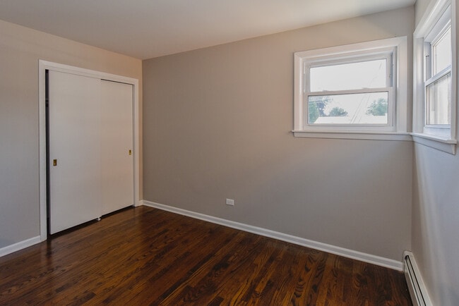 Building Photo - 60 N Wolf Rd