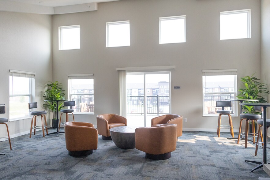 Building Photo - Elmview II Apartments