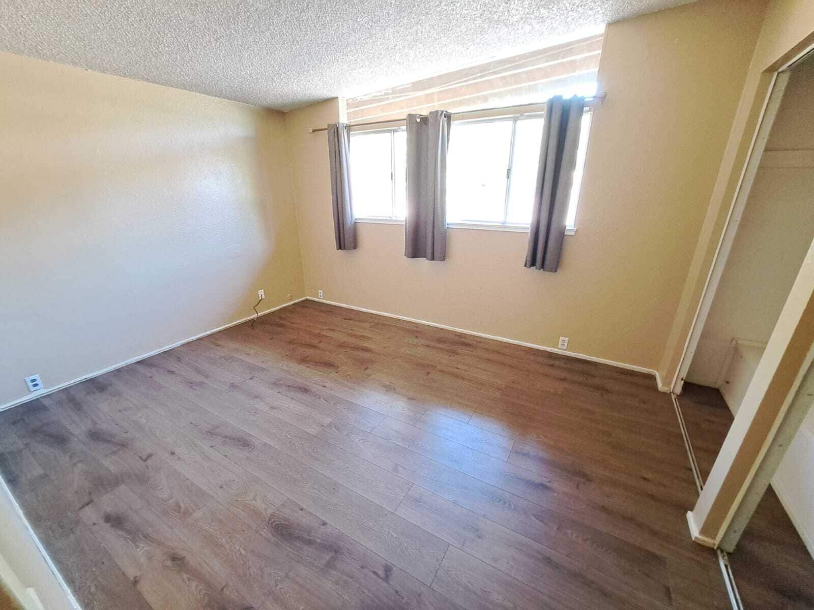 Building Photo - 1312 Toyon Plz