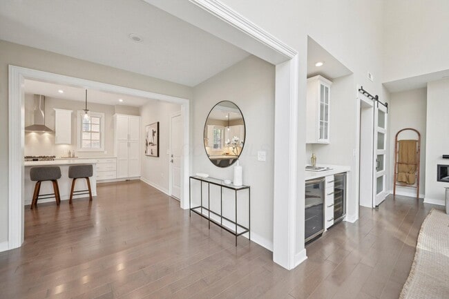 Building Photo - 100 Normandy Ave