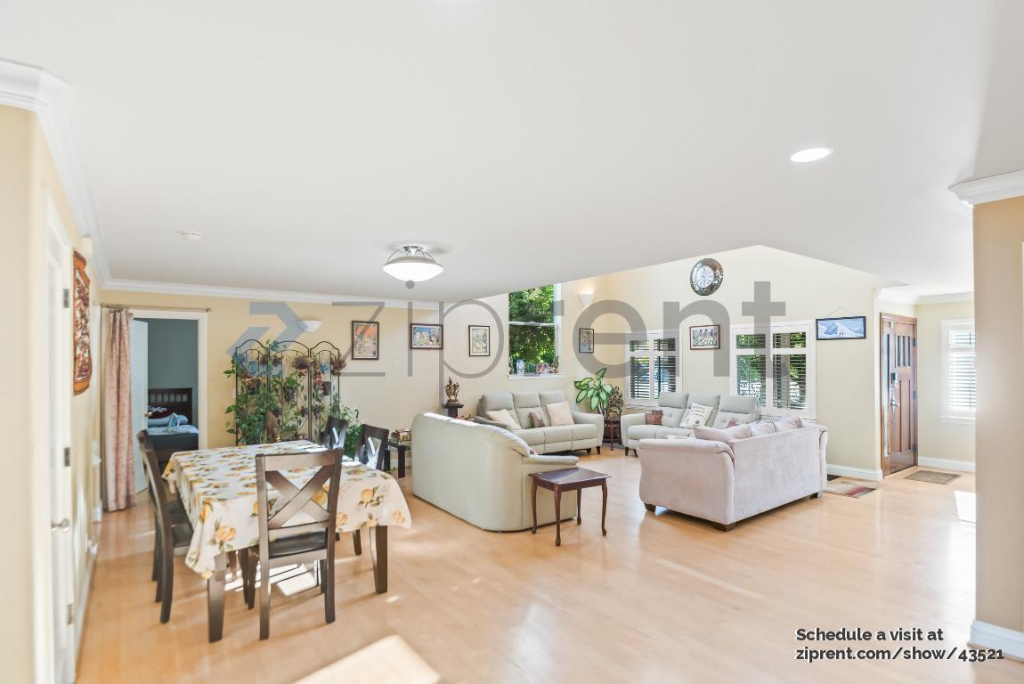 Building Photo - 601 Hudson Dr