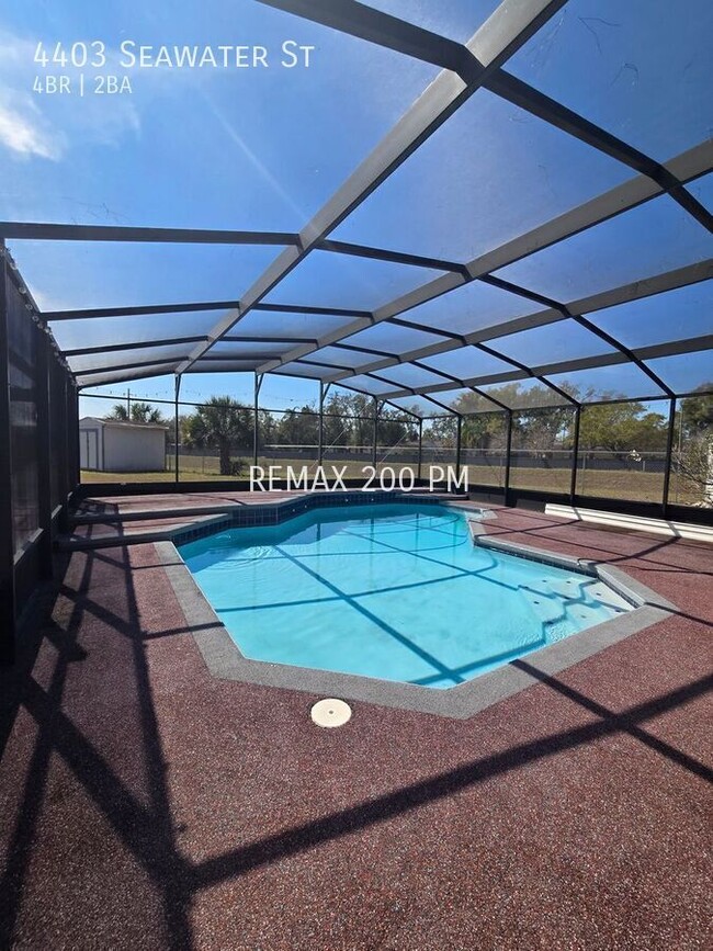 Building Photo - 4403 Seawater St