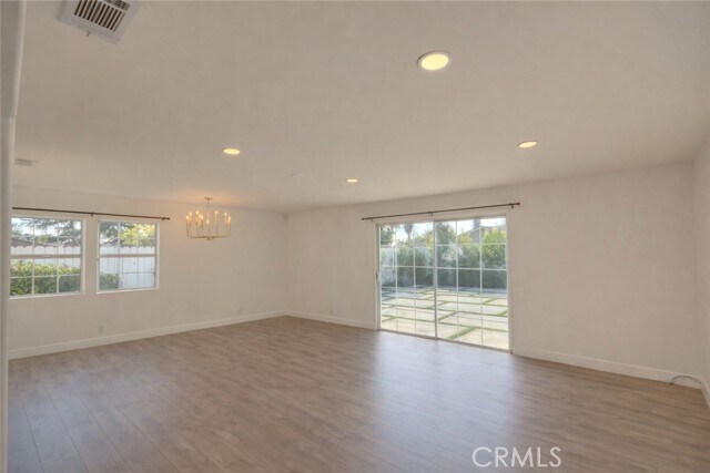 Building Photo - 1195 Rexford Ave