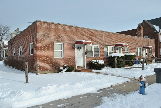 Building Photo - 50-60 Morrell St