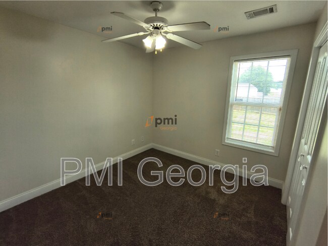 Building Photo - 206 Gayla Ct