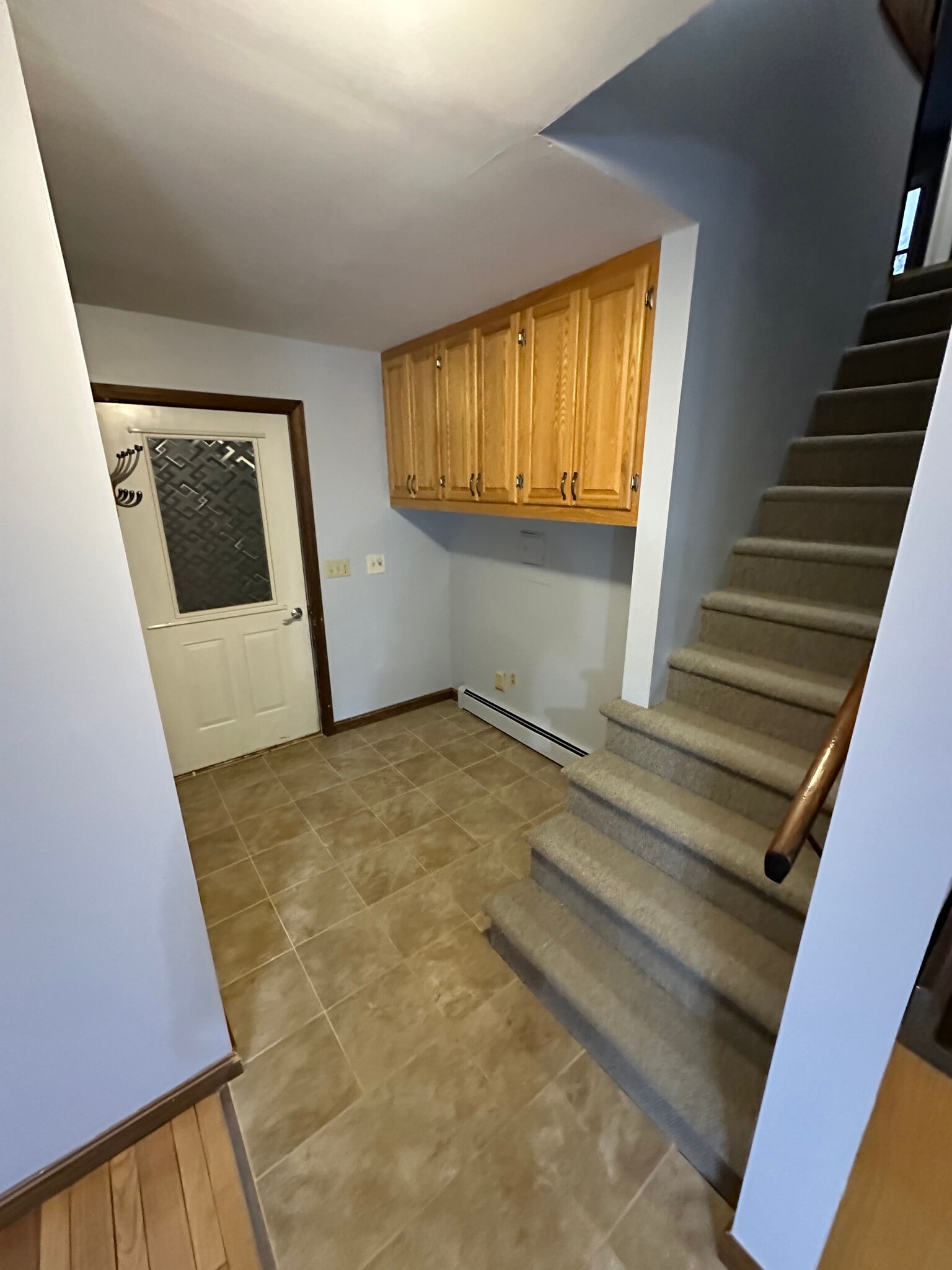 Building Photo - 6 Oakwood Ln