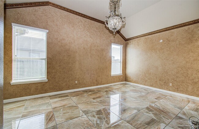 Building Photo - 18707 Naples Ridge Ct