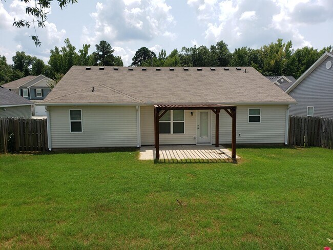 Building Photo - 3237 Alexandria Dr