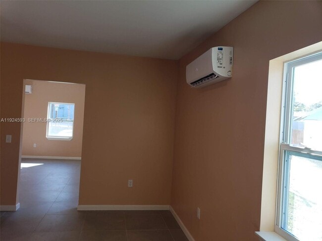 Building Photo - 5800 New Tampa Hwy